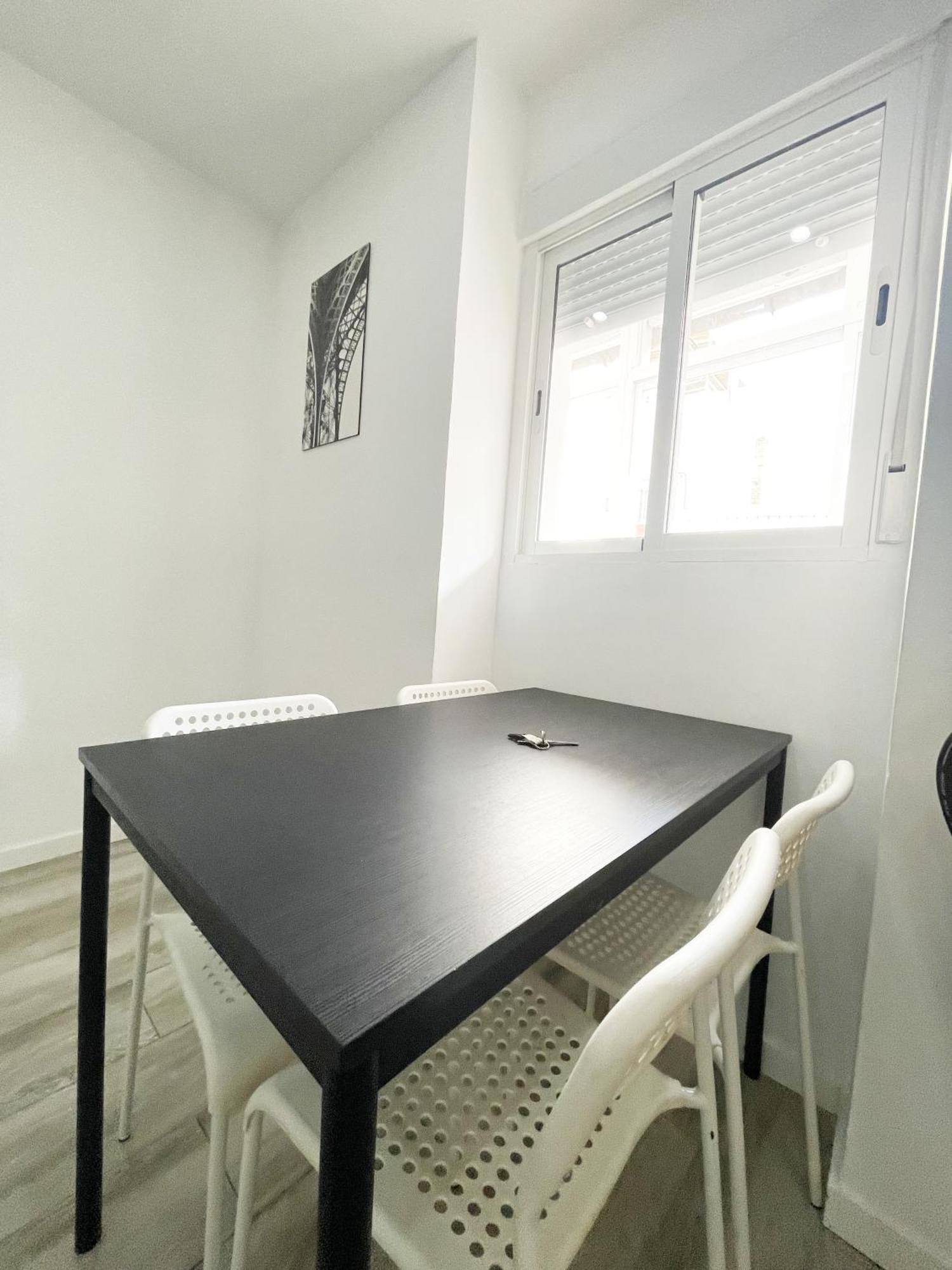 Relax Apartaments 1Min Metro Madrid Exterior photo
