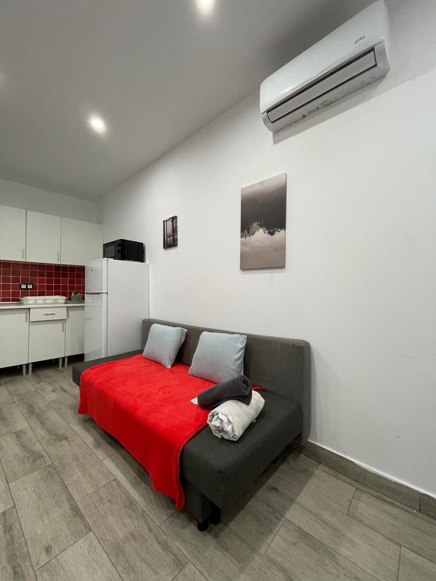 Relax Apartaments 1Min Metro Madrid Exterior photo